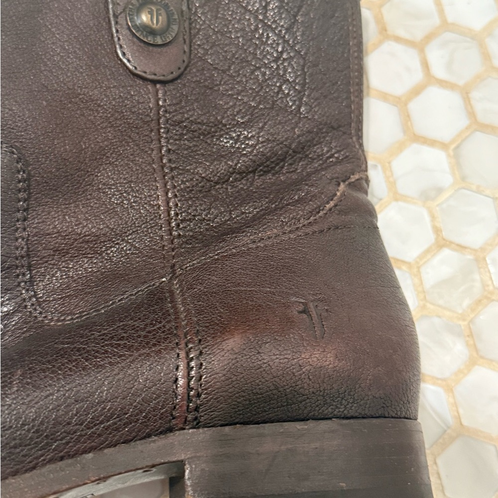 Frye Classic Brown Leather Boots